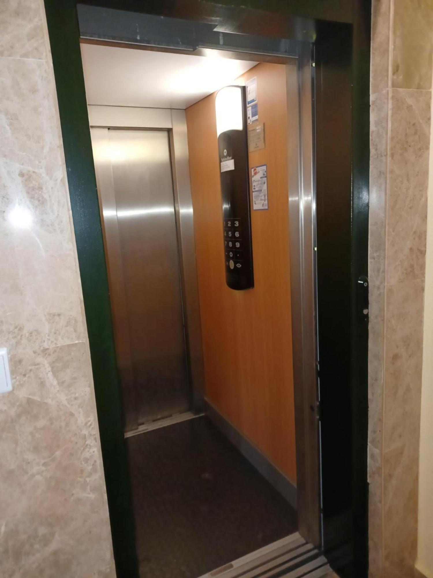Апартаменты En El Pleno Centro De Biescas Con Garaje, Ascensor Y Wifi Экстерьер фото